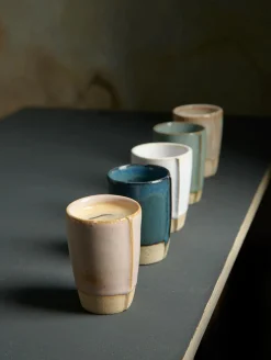 becher espresso, strawberry cream