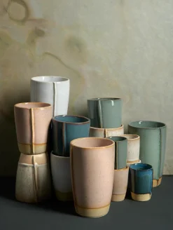 becher espresso, strawberry cream