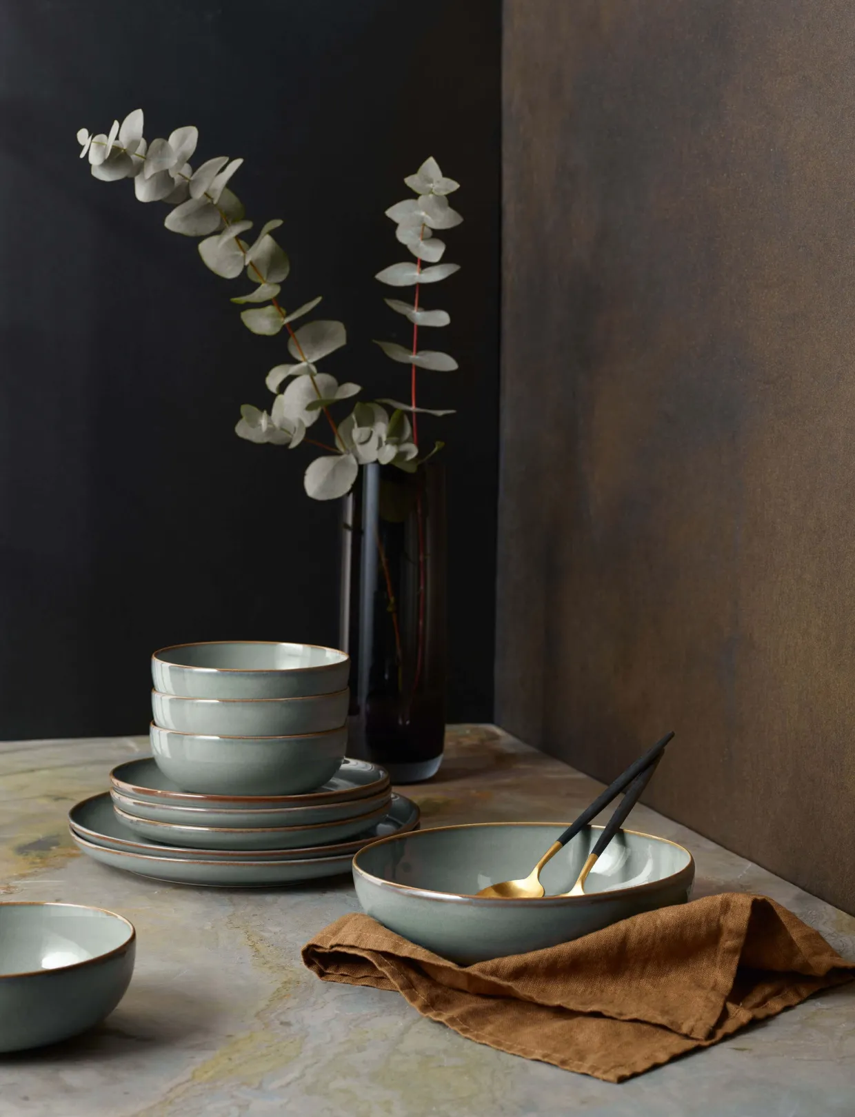 brotteller, eucalyptus