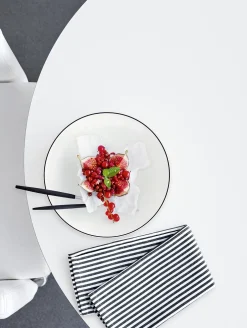 dessertteller, ligne noire