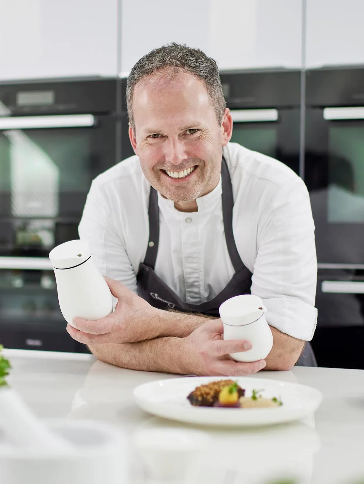 sauciere mit deckel, doppelwandig