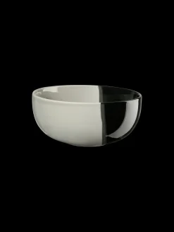 schale, black currant smoothie