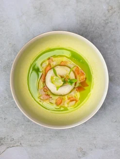 schale koi by tim raue